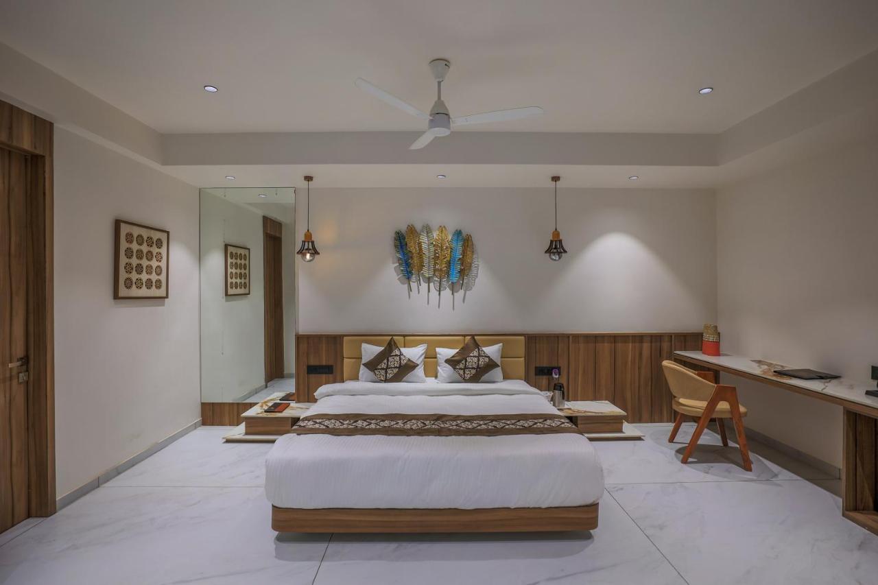 Hotel Aditya Mansingh Inn Somnāth Zewnętrze zdjęcie