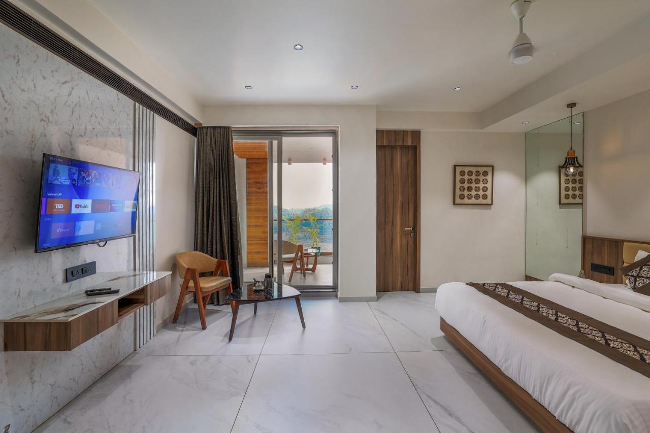 Hotel Aditya Mansingh Inn Somnāth Zewnętrze zdjęcie
