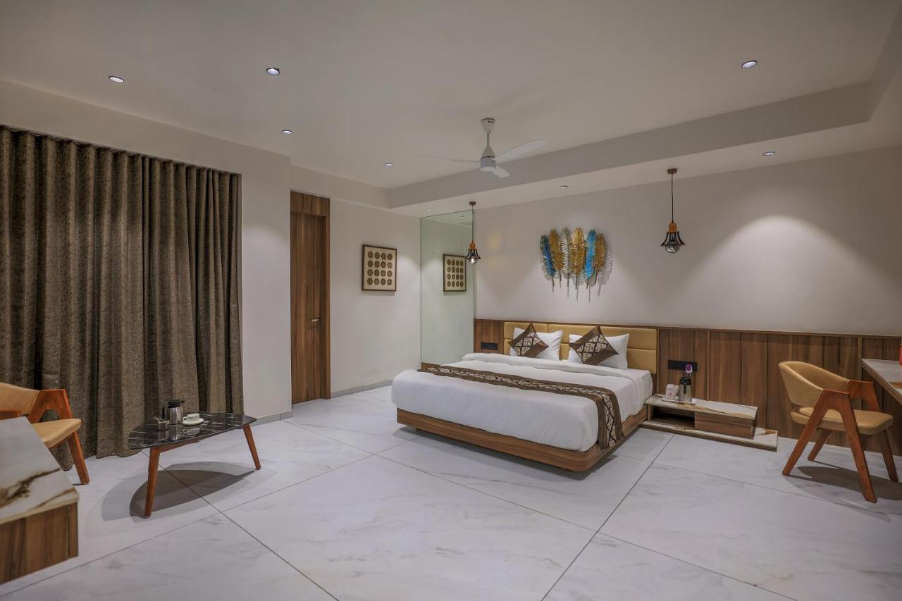 Hotel Aditya Mansingh Inn Somnāth Zewnętrze zdjęcie