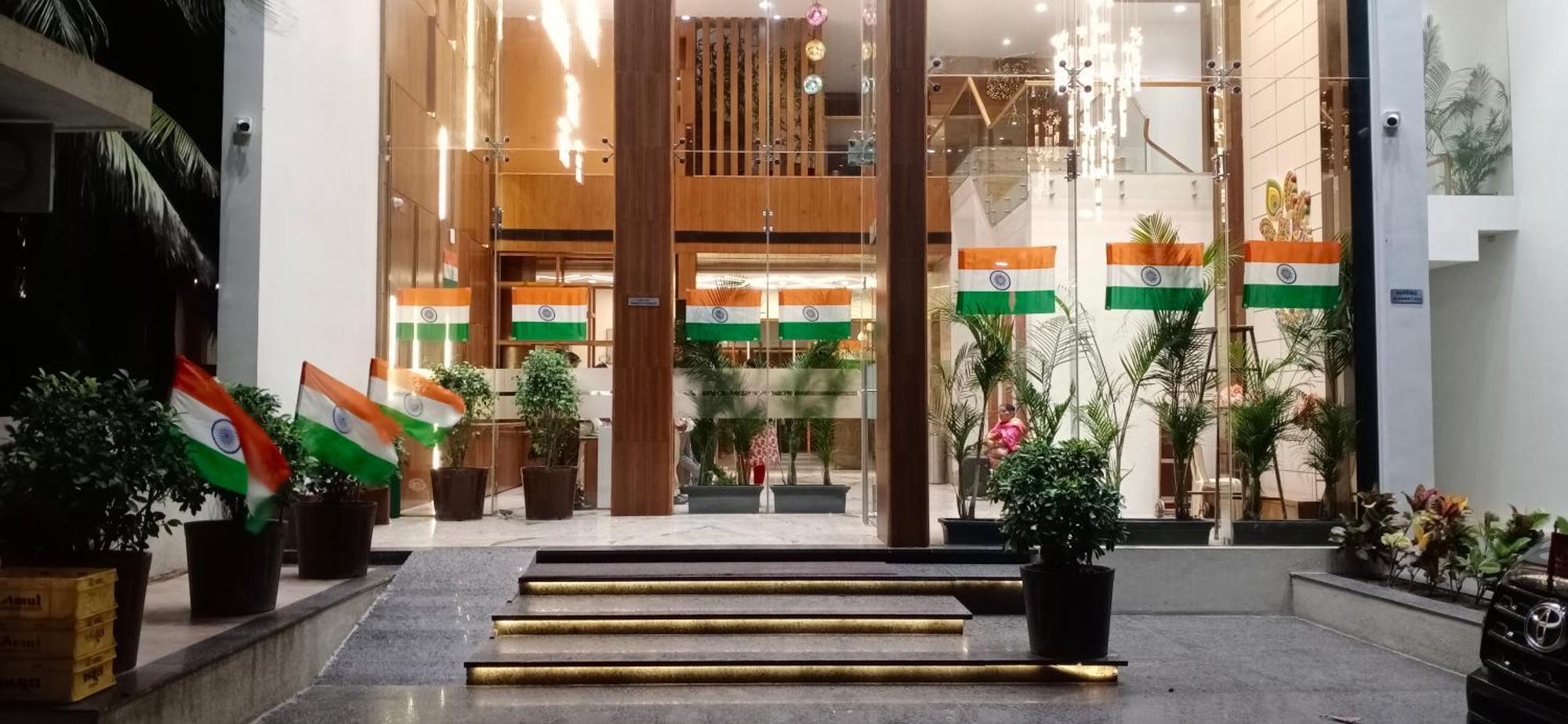 Hotel Aditya Mansingh Inn Somnāth Zewnętrze zdjęcie